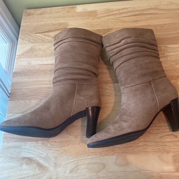 Worthington Suede Slouchy heeled Boots - Picture 4 of 15